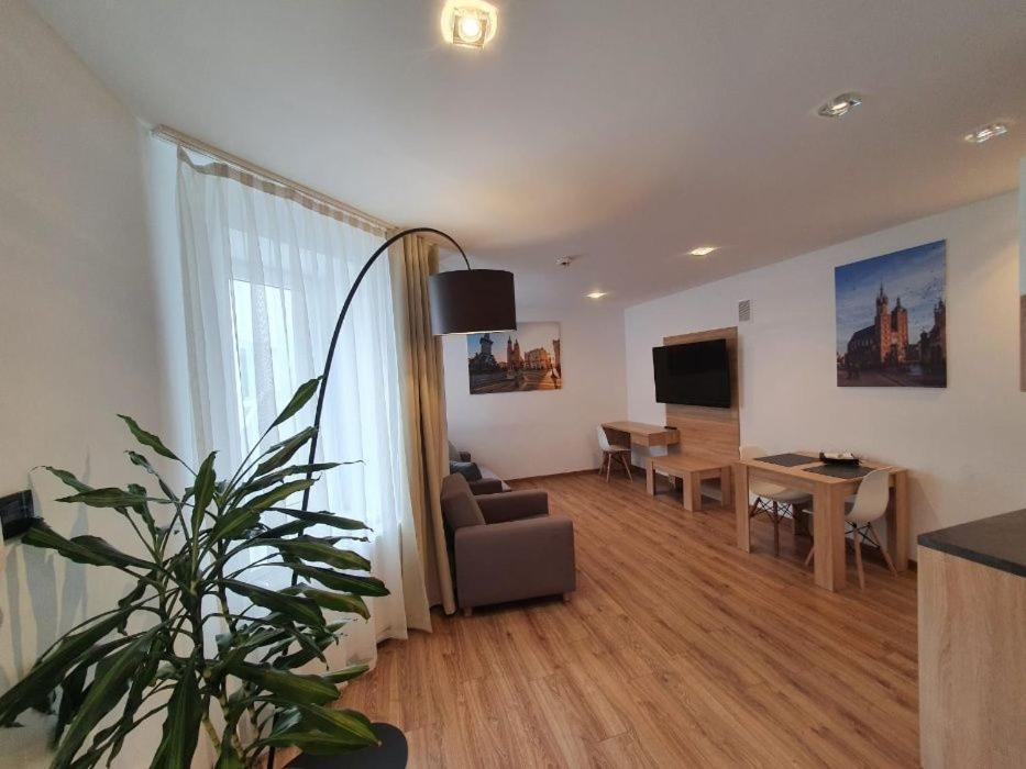 Old Town Apartments - B12 คราคูฟ ภายนอก รูปภาพ