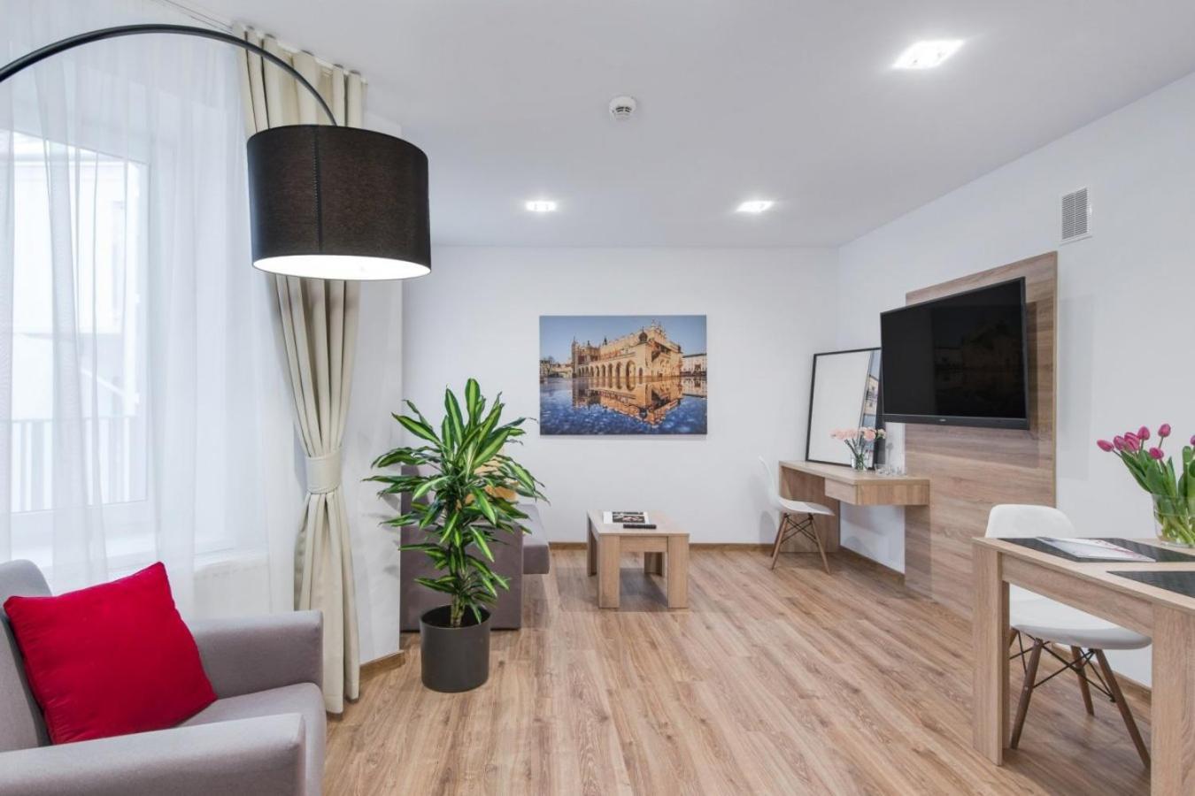 Old Town Apartments - B12 คราคูฟ ภายนอก รูปภาพ